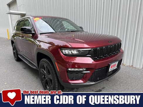 Used 2025 Jeep Grand Cherokee Limited w/ Luxury Tech Group II AWD/4WD image 1