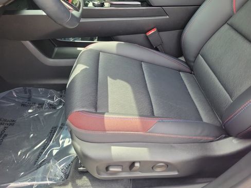 Used 2026 Chevrolet Equinox RS w/ Convenience Package III FWD image 22