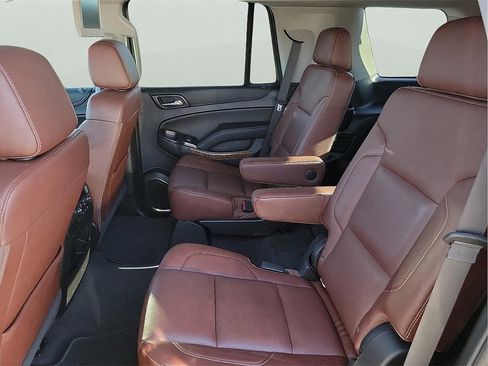 Used 2019 Chevrolet Tahoe Premier w/ Premier Plus Edition image 13