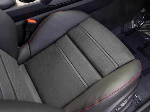 New 2026 Porsche Cayenne GTS image 50