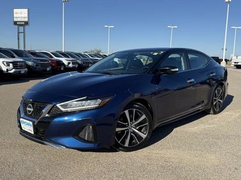 Used 2023 Nissan Maxima SV w/ Floor Mat Group image 2