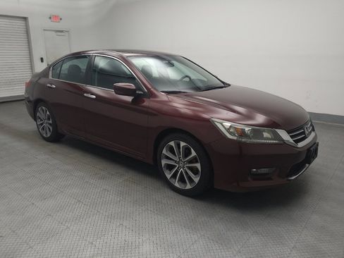 Used 2015 Honda Accord Sport image 11