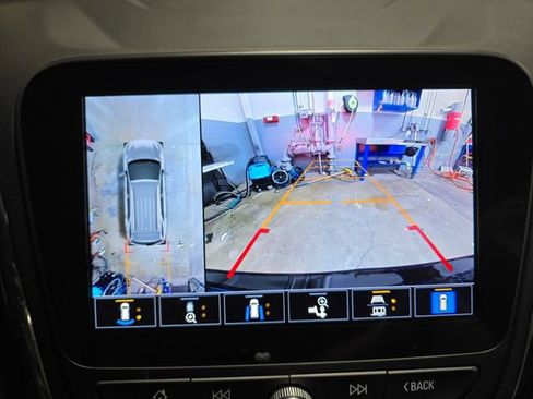 Used 2024 Chevrolet Equinox RS AWD/4WD image 25