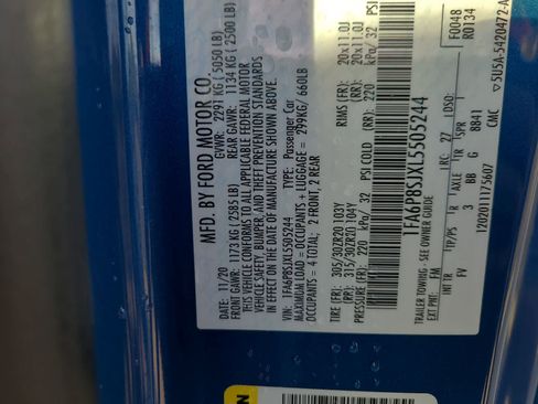 Used 2020 Ford Mustang Shelby GT500 w/ Technology Package image 29