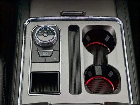 Used 2019 Ford Expedition XLT w/ Equipment Group 202A image 23