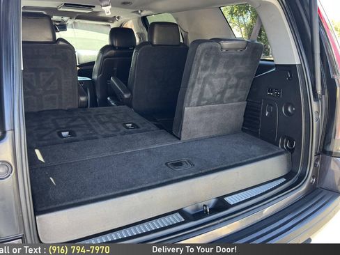 Used 2016 Cadillac Escalade Luxury AWD/4WD image 11