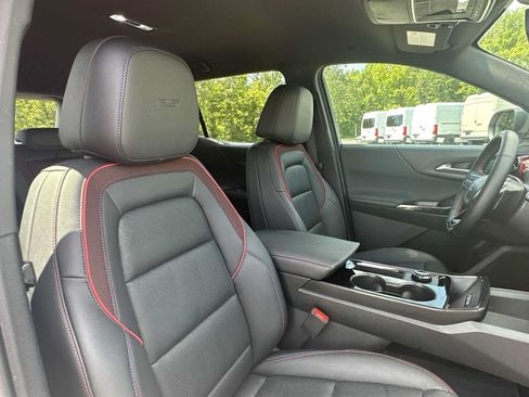 Used 2025 Chevrolet Equinox RS w/ Convenience Package III AWD/4WD image 24