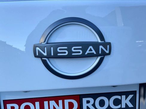 New 2025 Nissan Sentra SV image 8