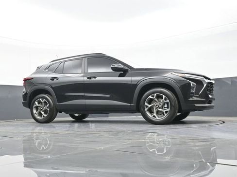 New 2026 Chevrolet Trax LT w/ Driver Confidence Package FWD image 49