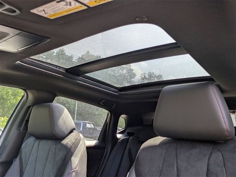 Certified 2025 Acura ADX A-Spec image 12