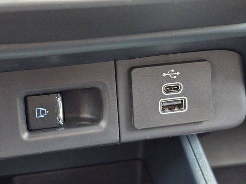 New 2025 Ford Maverick Lobo image 26