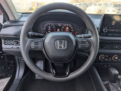 Used 2023 Honda Accord LX image 21