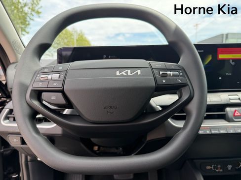 New 2026 Kia K4 FWD image 12