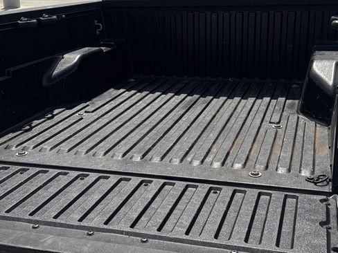 Used 2020 Toyota Tacoma SR5 image 31