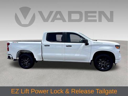 Used 2023 Chevrolet Silverado 1500 Custom AWD/4WD image 20