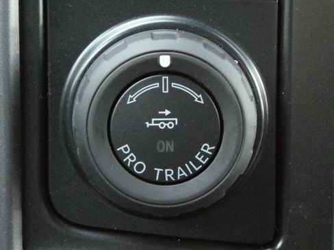 New 2025 Ford F150 XLT w/ Equipment Group 302A MID image 15