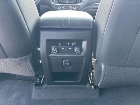 Certified 2022 Chevrolet Traverse LT image 22