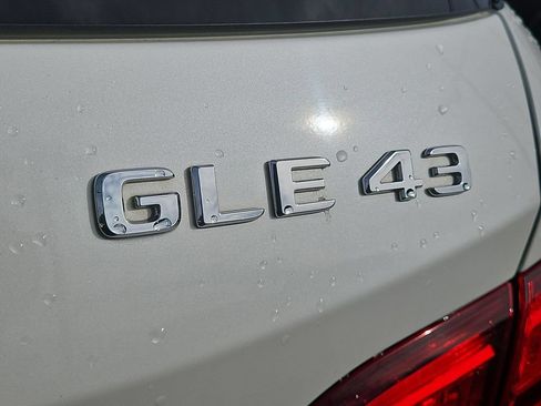 Used 2018 Mercedes-Benz GLE 43 AMG 4MATIC image 8