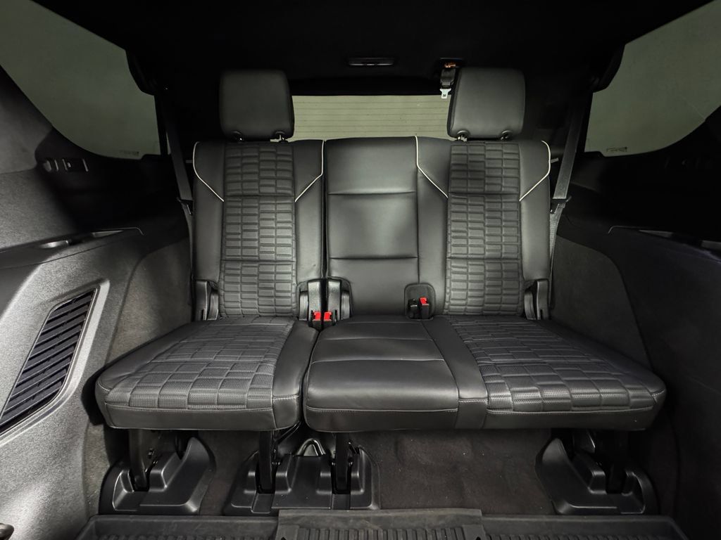 Used 2023 Cadillac Escalade V AWD/4WD image 22