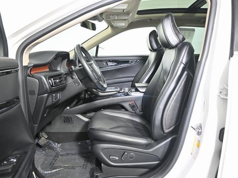 Used 2022 Lincoln Nautilus Reserve w/ Cargo Utility Package image 21