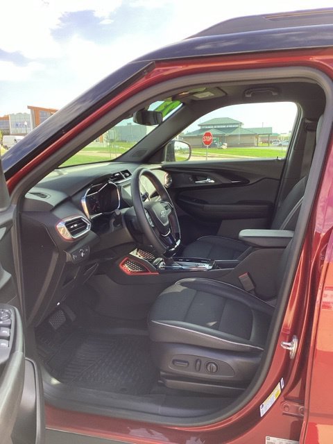 Used 2023 Chevrolet TrailBlazer RS FWD image 8