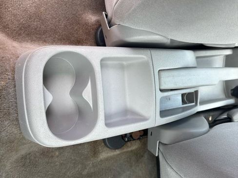 Used 2005 Chevrolet Cobalt Sedan FWD image 25