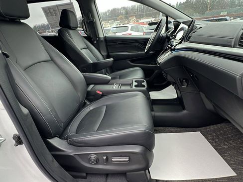 Used 2021 Honda Odyssey Touring image 13