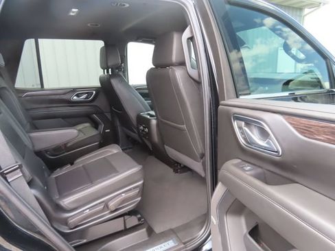 Used 2024 Chevrolet Tahoe LT AWD/4WD image 27
