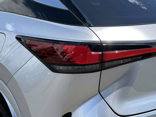 Used 2023 Lexus RX 350 Premium w/ Accessory Package AWD/4WD image 11