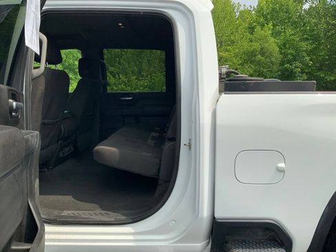 Used 2023 Chevrolet Silverado 2500 LT w/ Convenience Package AWD/4WD image 24