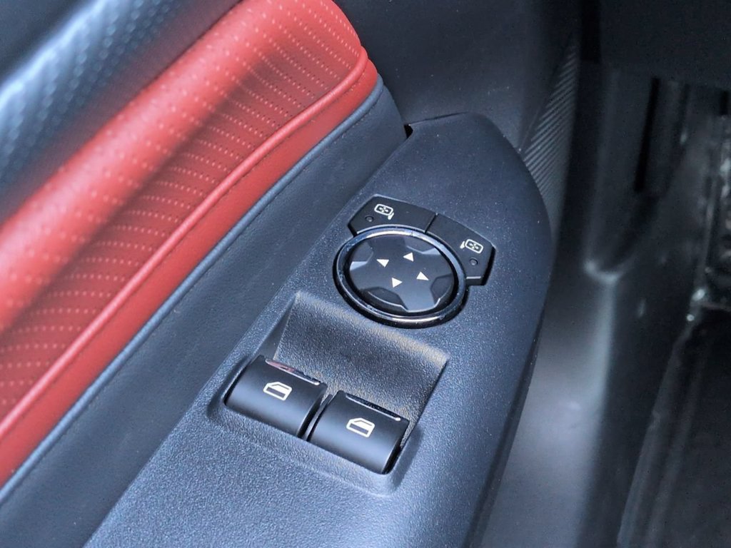 Used 2025 Ford Mustang Premium RWD image 22