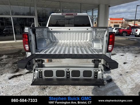 Used 2021 GMC Sierra 1500 Elevation w/ Preferred Package image 26