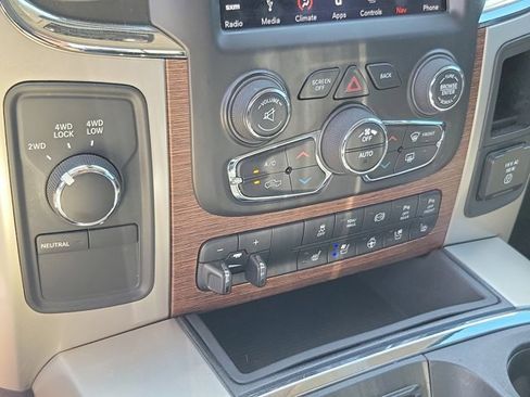 Used 2018 RAM 2500 Laramie w/ Convenience Group image 32