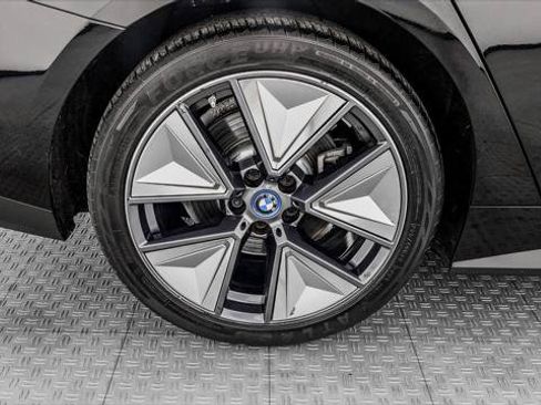 Used 2023 BMW i4 eDrive35 RWD image 33