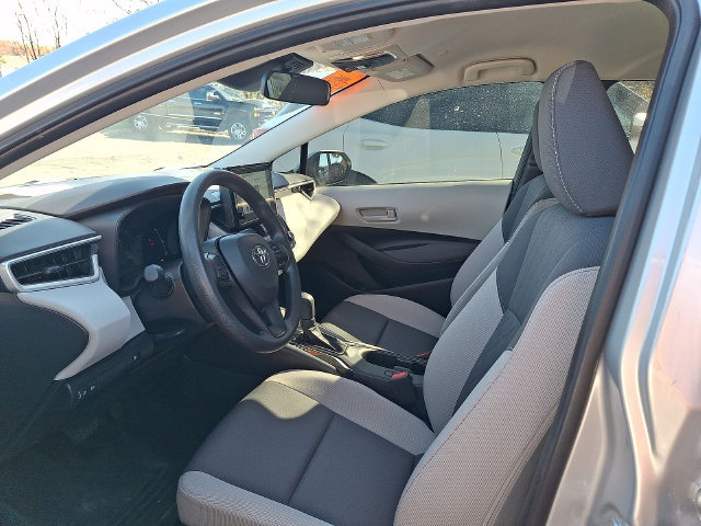 Used 2026 Toyota Corolla LE FWD image 17