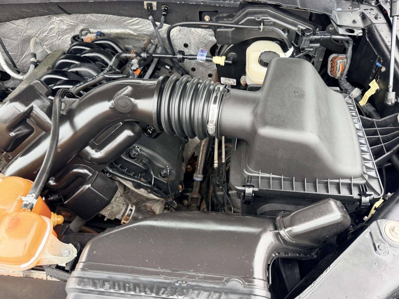 Used 2016 Ford F150 XLT w/ Equipment Group 302A Luxury AWD/4WD image 14