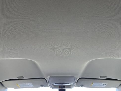 Used 2022 Chevrolet Colorado Z71 image 37