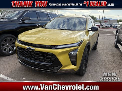 Used 2025 Chevrolet Trax ACTIV FWD image 1