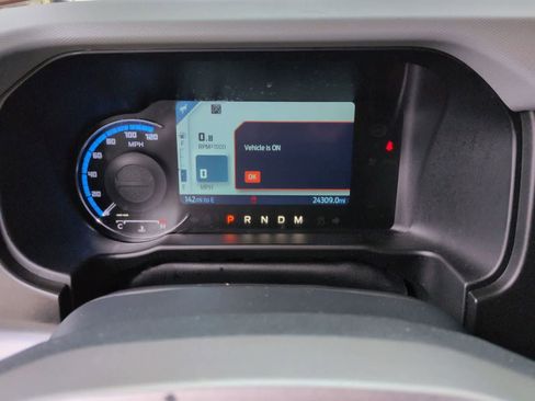 Used 2023 Ford Bronco Badlands image 30