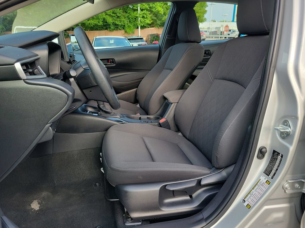Used 2024 Toyota Corolla LE FWD image 20