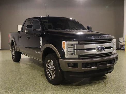 Used 2019 Ford F250 King Ranch w/ King Ranch Ultimate Package AWD/4WD image 1