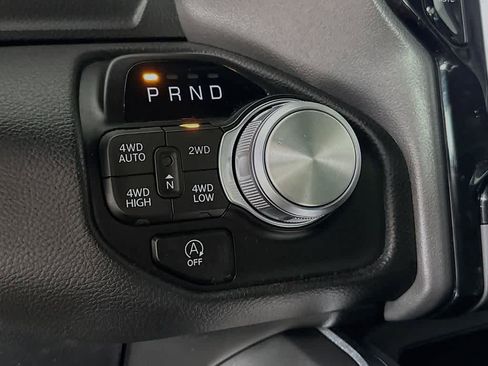 Used 2023 RAM 1500 Laramie AWD/4WD image 18