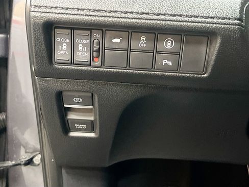 Used 2023 Honda Odyssey Touring image 10