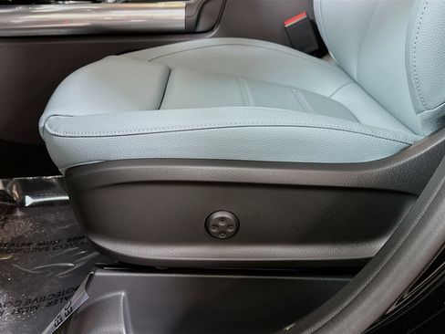 New 2026 Mercedes-Benz GLA 250 4MATIC image 19