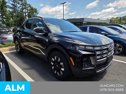 Used 2025 Hyundai Santa Cruz SEL FWD image 14