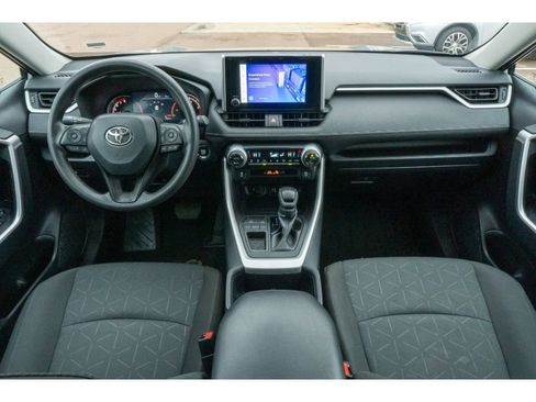 Used 2024 Toyota RAV4 XLE image 17