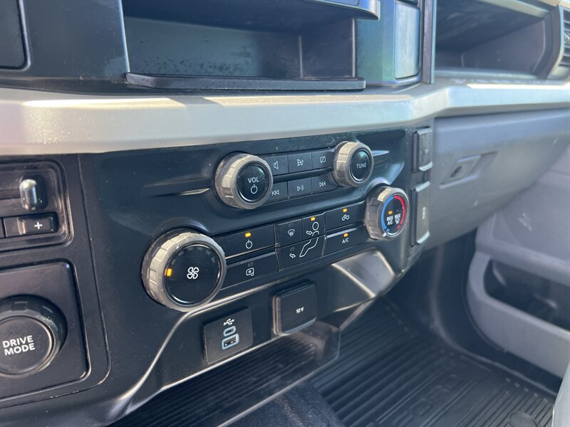 Used 2023 Ford F550 2WD Regular Cab Super Duty image 21