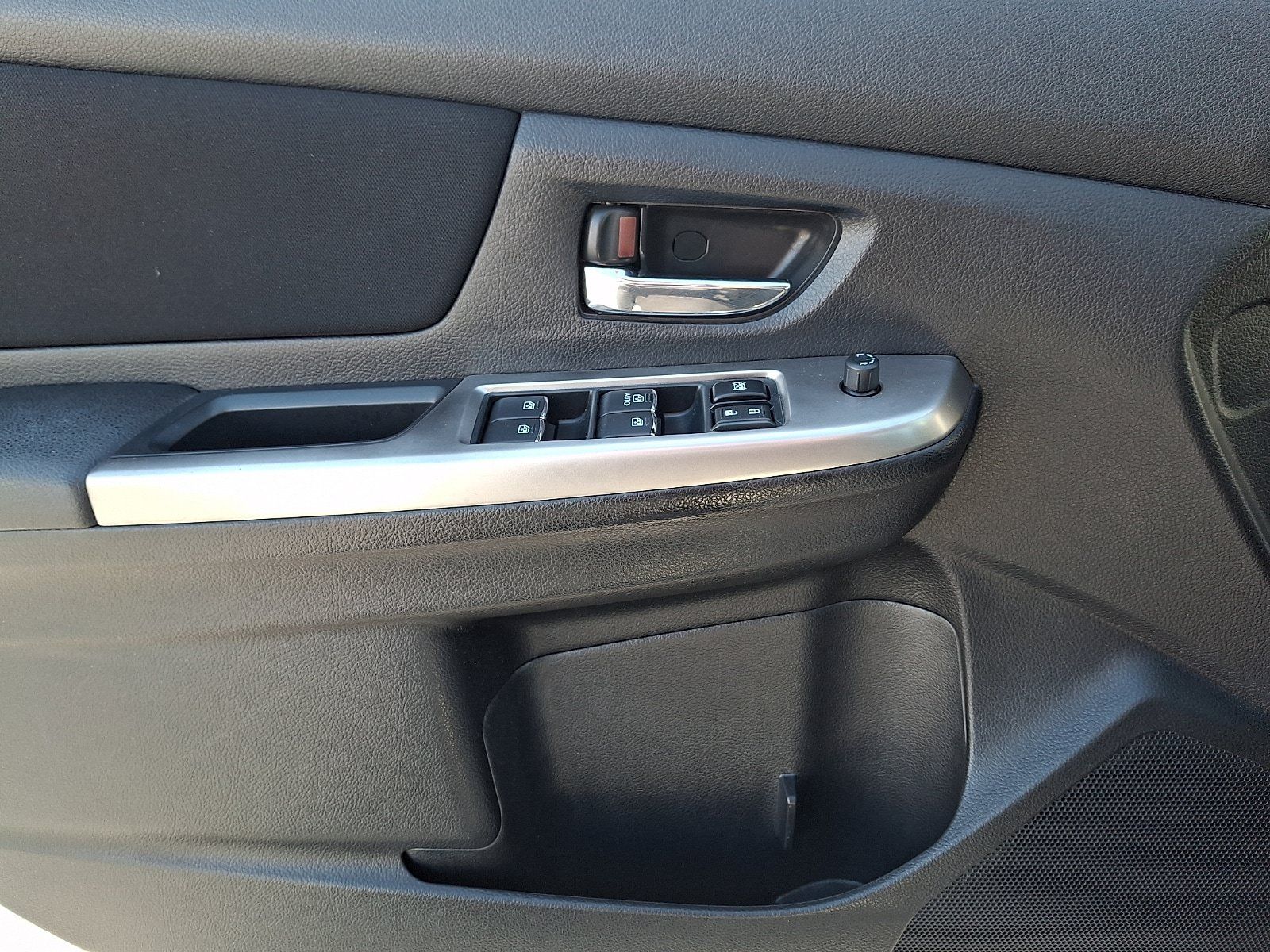 Used 2015 Subaru Impreza 2.0i Premium AWD/4WD image 12