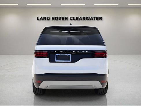 Used 2025 Land Rover Discovery S AWD/4WD image 4