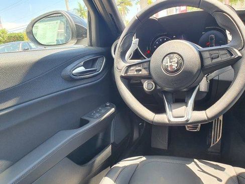 New 2024 Alfa Romeo Giulia Sprint RWD image 9